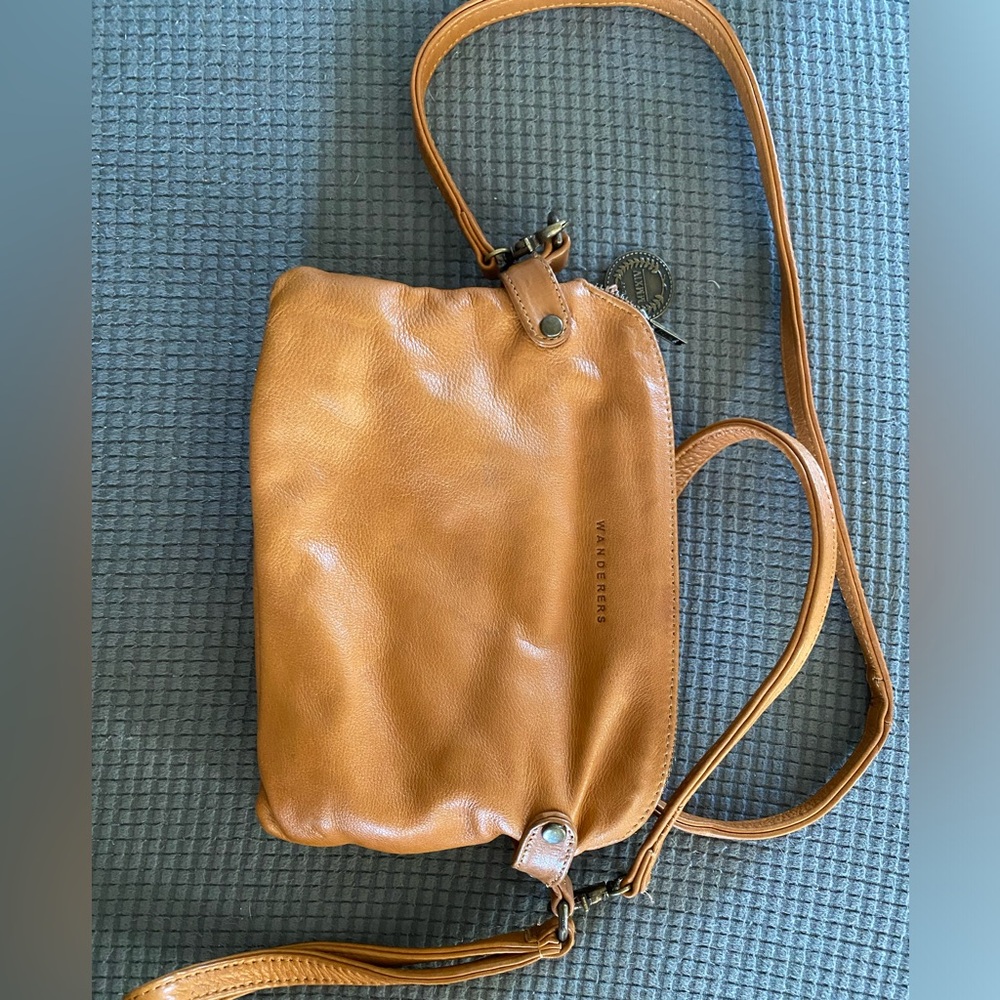 Wanderers purse